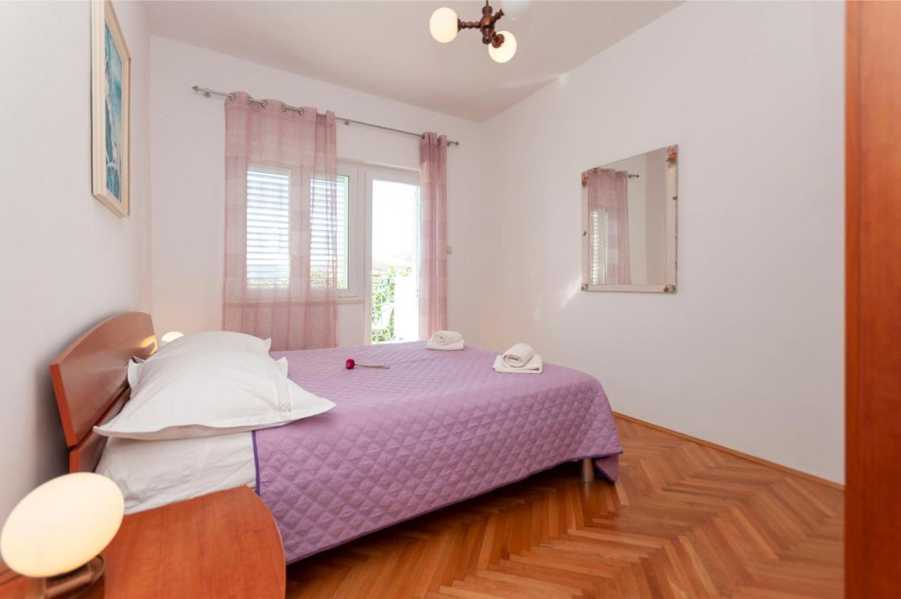 Apartments And Rooms Nikola Omis Ngoại thất bức ảnh