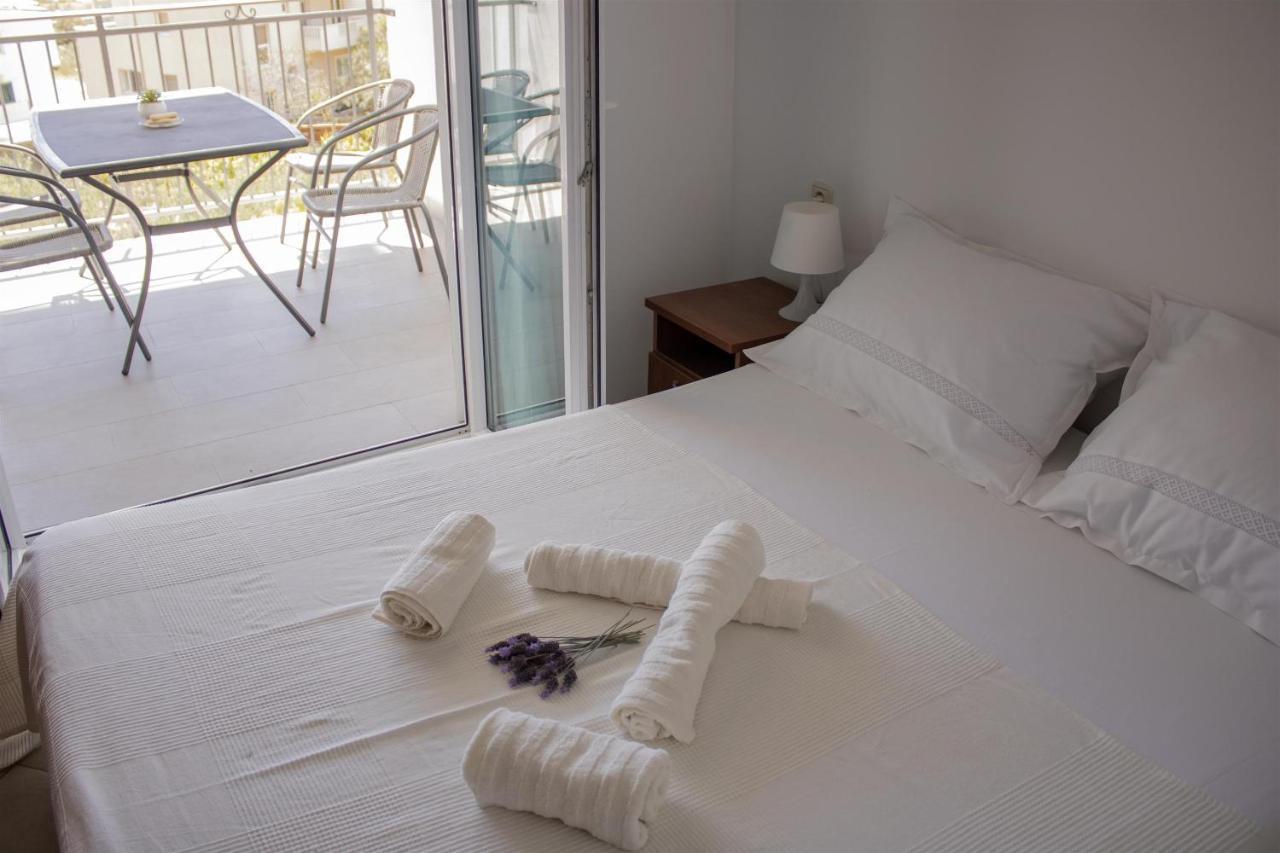 Apartments And Rooms Nikola Omis Ngoại thất bức ảnh