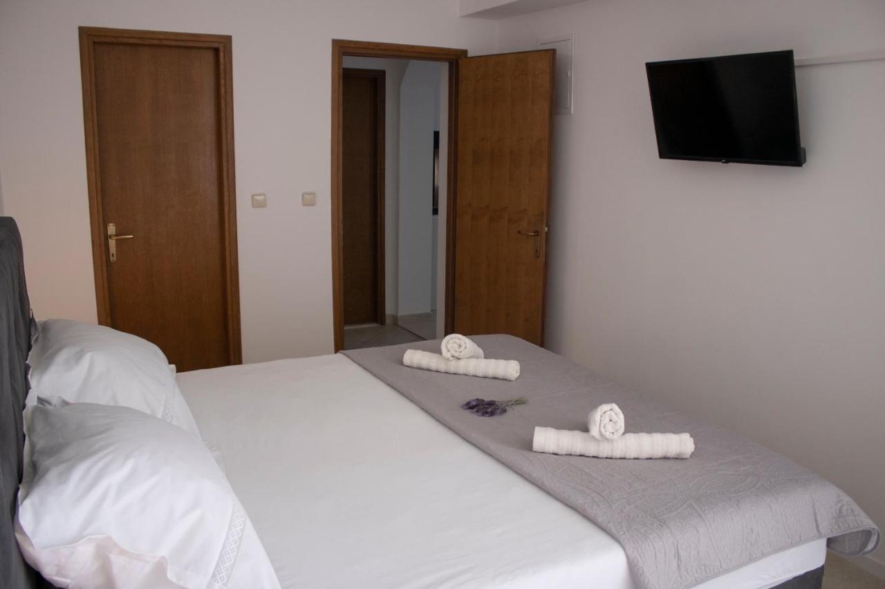 Apartments And Rooms Nikola Omis Ngoại thất bức ảnh