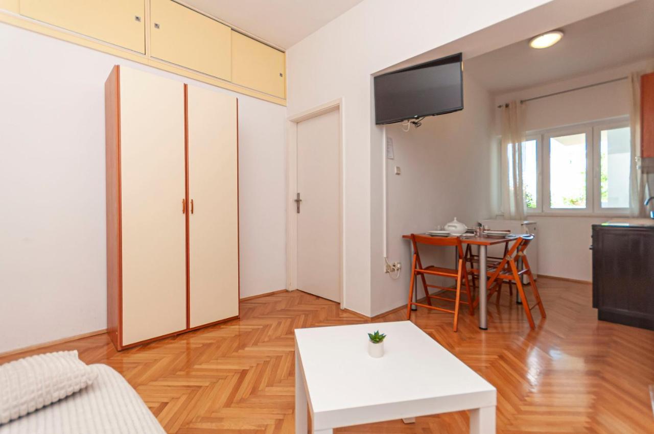 Apartments And Rooms Nikola Omis Ngoại thất bức ảnh