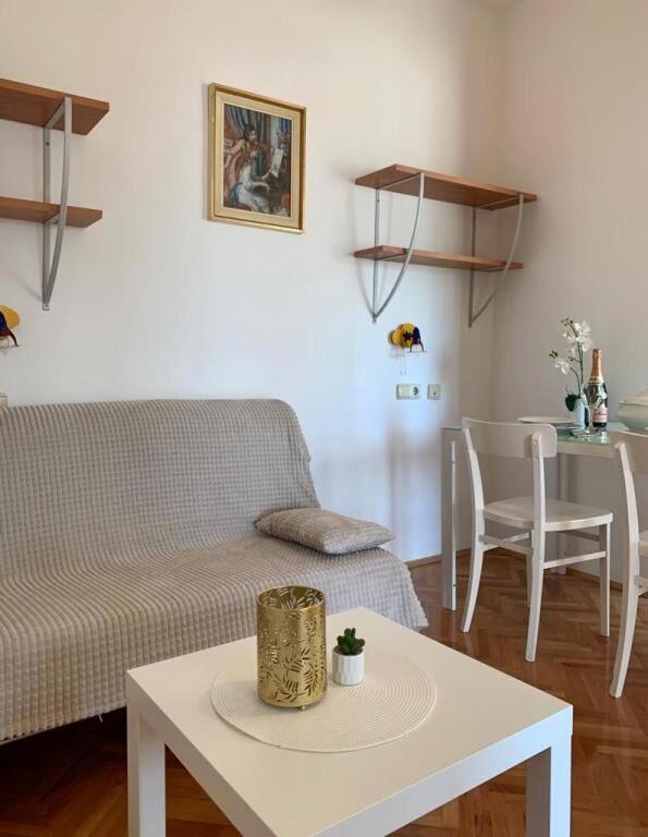 Apartments And Rooms Nikola Omis Ngoại thất bức ảnh