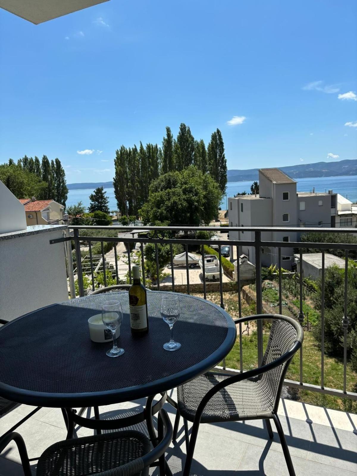 Apartments And Rooms Nikola Omis Ngoại thất bức ảnh